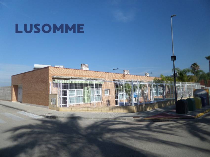 Descripción 477 - Sin comisión inmobiliaria.
Piso en venta en Plaza de la Música, Miramar.

Vivienda en primer piso, en edificio de 2007 con ascensor.
