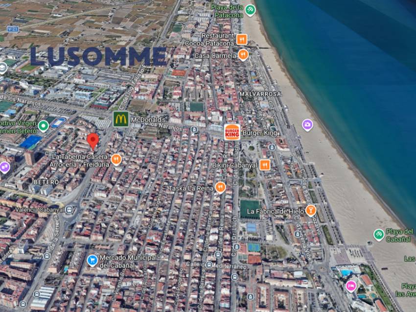 Descripción 484 - Oportunidad de inversión. Vivienda en venta en cesión de remate. 

No visitable y sin financiación.

En calle del Pintor Dalmau, bar